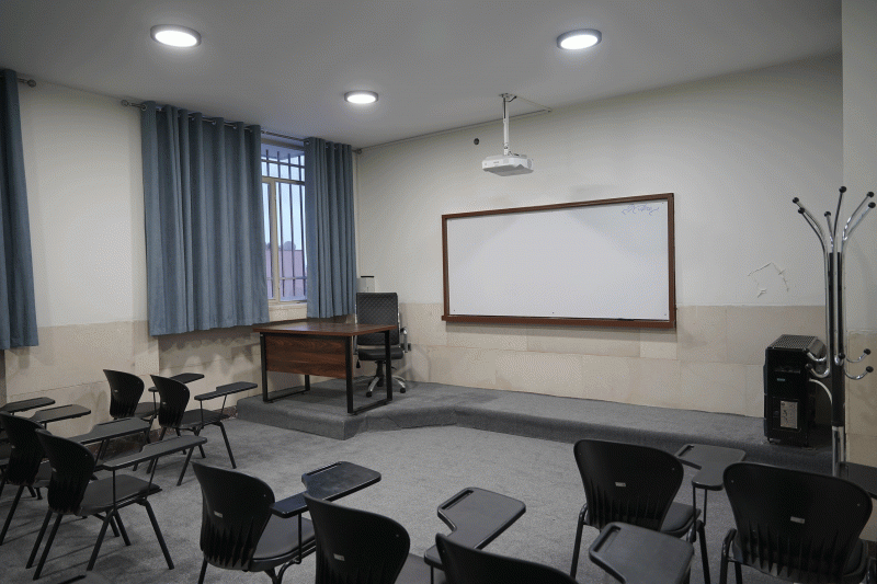 کلاس دیگری از مدرسه پیشرفت
